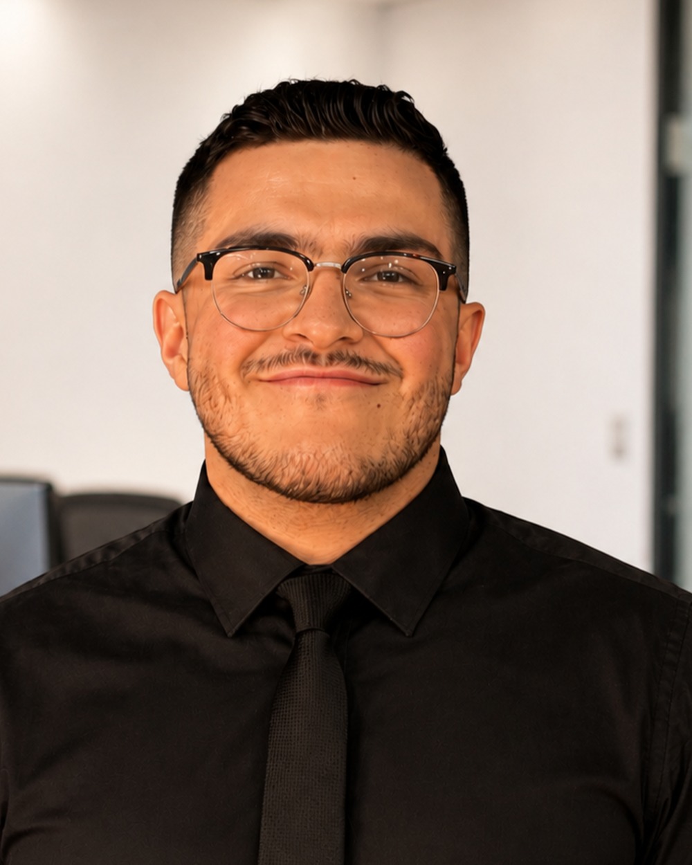 Andrew Rodriguez, your local pest and termite inspector serving all of Los Angeles